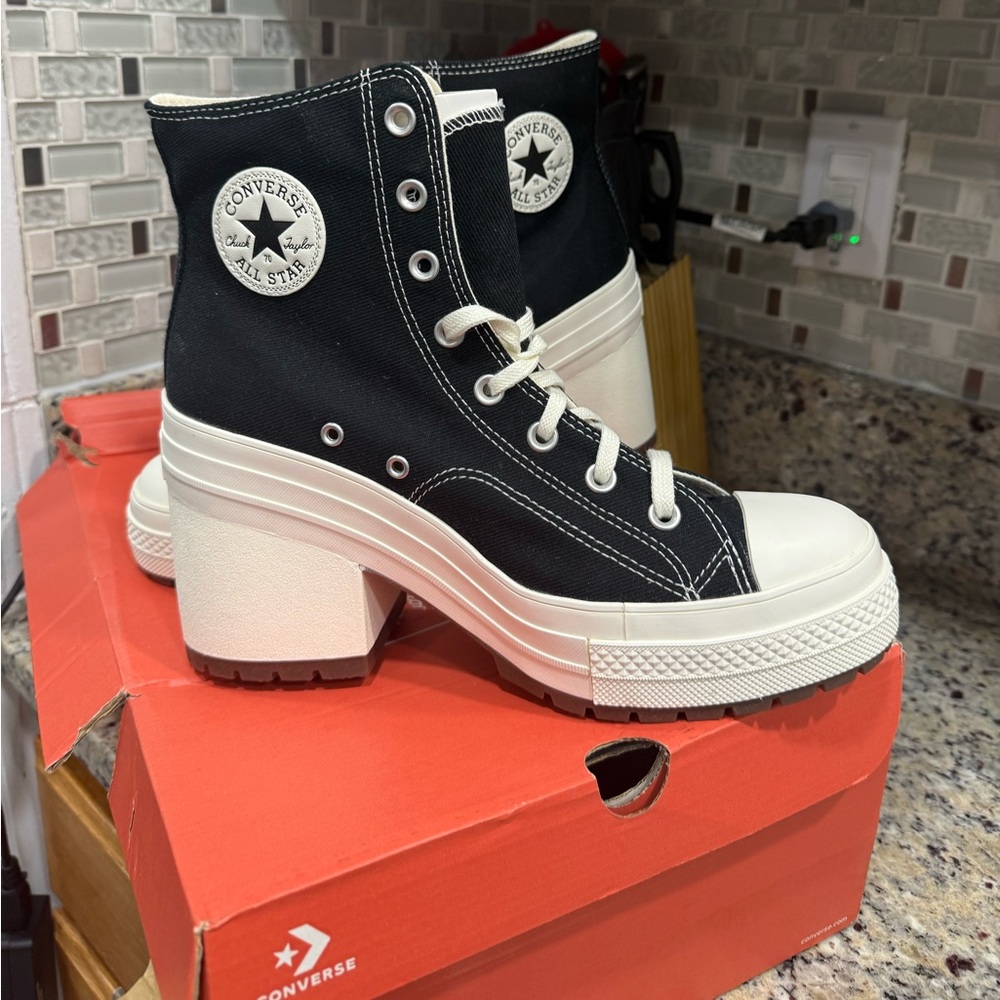 Converse Chuck 70 De Luxe Heel, Women's 11/Men's 9